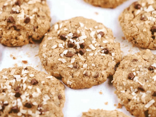 The Best Lactation Cookies & Recipes to Help Boost Your Milk Supply